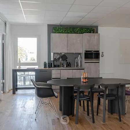 Opernhaus Apartment *